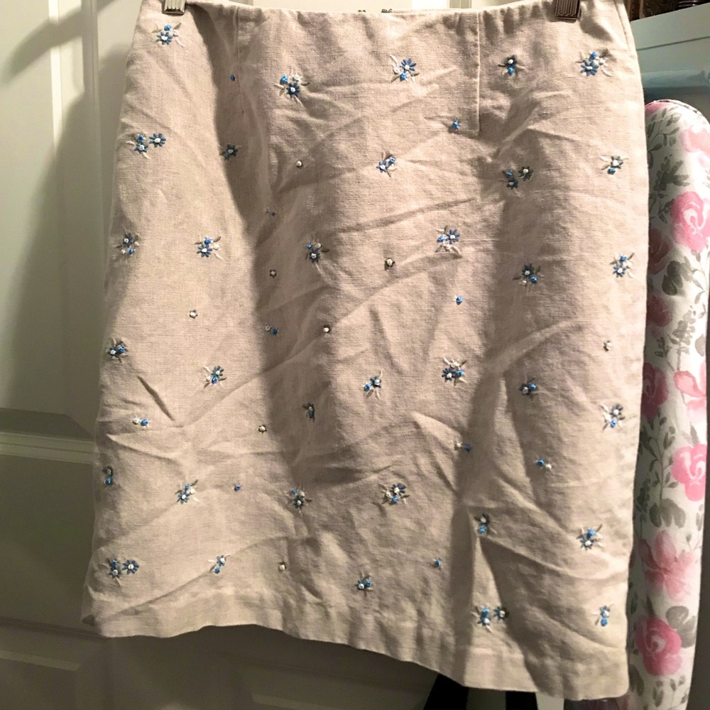 Vintage Talbots Flower embroidered skirt